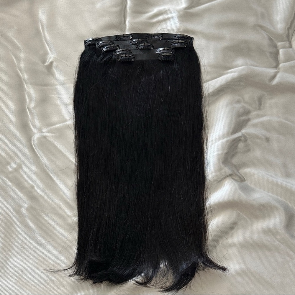BELLAMI seamless clip in Hair Extensions